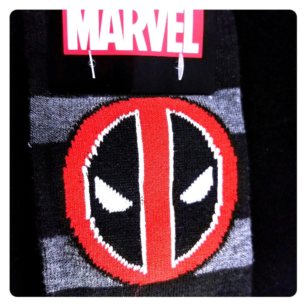 MARVEL🖤Deadpool🖤 Socks🧦 (2 pairs)